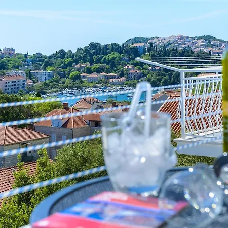 Apartment Tija Two Bedroom Apartment With Balcony And Partial Sea View Dubrovnik Exterior photo