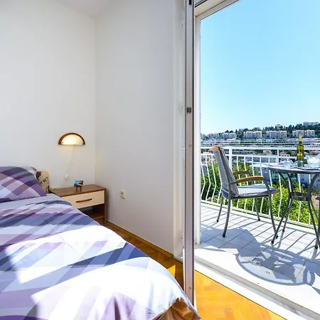 Apartment Tija Two Bedroom Apartment With Balcony And Partial Sea View Dubrovnik Exterior photo