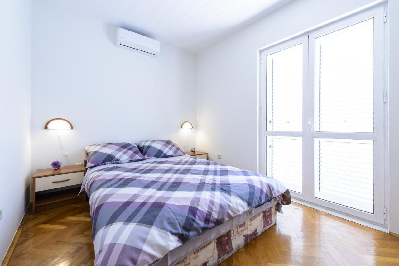 Tija Two Bedroom With Balcony And Partial Sea View *