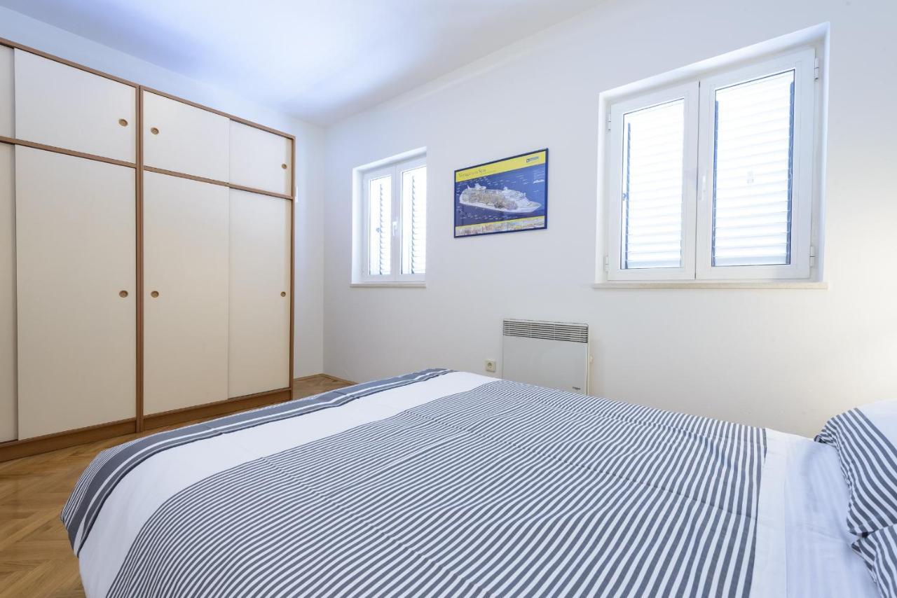 Apartment Tija Two Bedroom With Balcony And Partial Sea View Dubrovnik